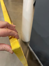 Carica l'immagine nel visualizzatore di Gallery, Vele al tramonto giallo 2