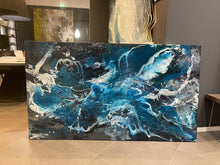 Carica l'immagine nel visualizzatore di Gallery, Colore e Resina 