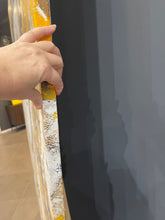 Carica l'immagine nel visualizzatore di Gallery, Portrait