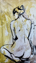 Carica l'immagine nel visualizzatore di Gallery, Donna alle spalle sfondo giallo